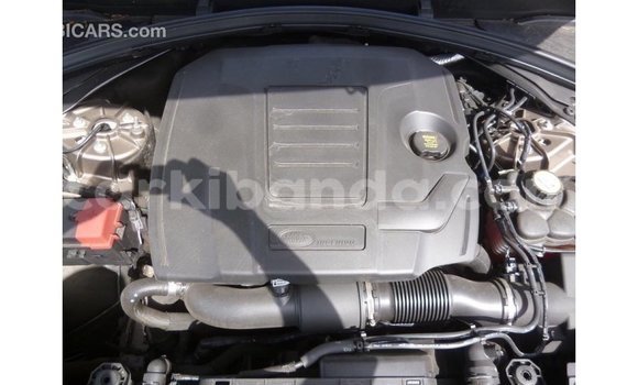 Gura Imported Land Rover Range Rover Brown Imodoka i Import - Dubai mu Uganda Gura Imported Land Rover Range Rover Brown Imodoka i Import - Dubai mu Uganda