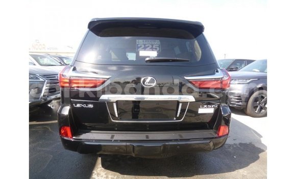 Nunua Imported Lexus LX Nyeusi Gari ndani ya Import - Dubai nchini Uganda Nunua Imported Lexus LX Nyeusi Gari ndani ya Import - Dubai nchini Uganda