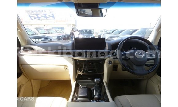 Nunua Imported Lexus LX Nyeusi Gari ndani ya Import - Dubai nchini Uganda Nunua Imported Lexus LX Nyeusi Gari ndani ya Import - Dubai nchini Uganda