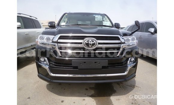 Acheter Import Voiture Toyota Land Cruiser Noir à Import - Dubai, Ouganda Acheter Import Voiture Toyota Land Cruiser Noir à Import - Dubai, Ouganda
