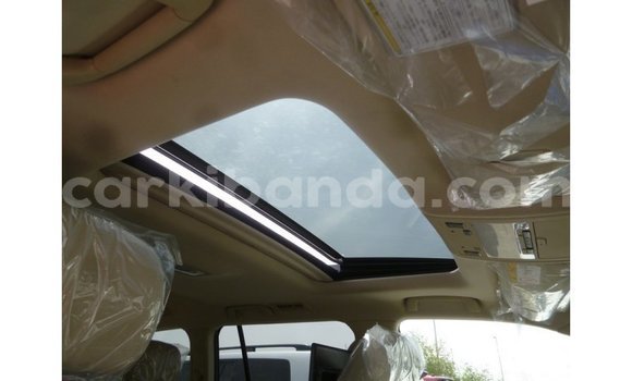 Acheter Import Voiture Toyota Land Cruiser Noir à Import - Dubai, Ouganda Acheter Import Voiture Toyota Land Cruiser Noir à Import - Dubai, Ouganda