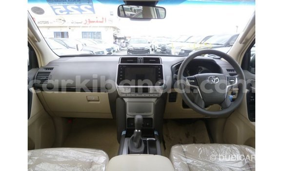 Nunua Imported Toyota Prado Nyeupe Gari ndani ya Import - Dubai nchini Uganda Nunua Imported Toyota Prado Nyeupe Gari ndani ya Import - Dubai nchini Uganda