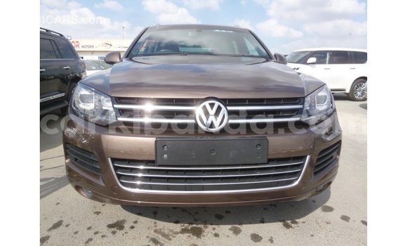 Nunua Imported Volkswagen Touareg Brown Gari ndani ya Import - Dubai nchini Uganda Nunua Imported Volkswagen Touareg Brown Gari ndani ya Import - Dubai nchini Uganda