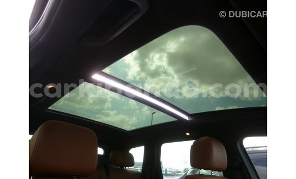 Nunua Imported Volkswagen Touareg Brown Gari ndani ya Import - Dubai nchini Uganda Nunua Imported Volkswagen Touareg Brown Gari ndani ya Import - Dubai nchini Uganda