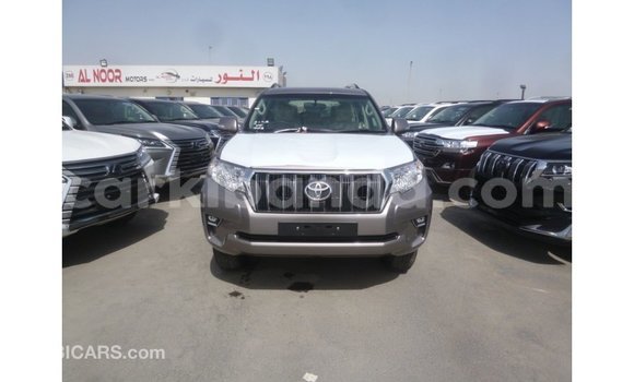 Acheter Import Voiture Toyota Prado Autre à Import - Dubai, Ouganda Acheter Import Voiture Toyota Prado Autre à Import - Dubai, Ouganda