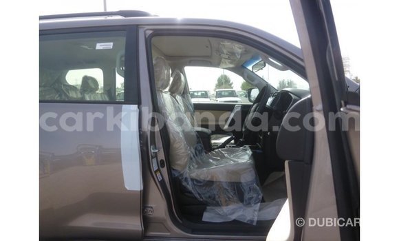 Acheter Import Voiture Toyota Prado Autre à Import - Dubai, Ouganda Acheter Import Voiture Toyota Prado Autre à Import - Dubai, Ouganda