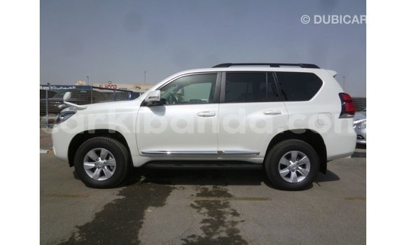 Gura Imported Toyota Prado White Imodoka i Import - Dubai mu Uganda Gura Imported Toyota Prado White Imodoka i Import - Dubai mu Uganda