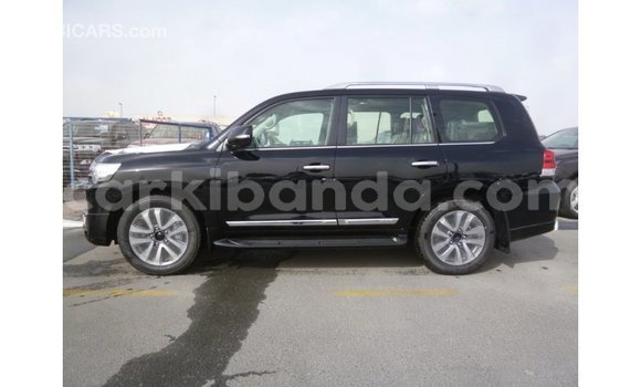 Acheter Import Voiture Toyota Land Cruiser Noir à Import - Dubai, Ouganda Acheter Import Voiture Toyota Land Cruiser Noir à Import - Dubai, Ouganda