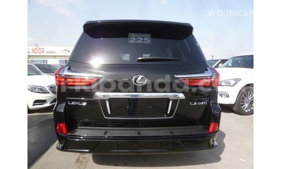 Acheter Import Voiture Lexus LX Noir à Import - Dubai, Ouganda Acheter Import Voiture Lexus LX Noir à Import - Dubai, Ouganda