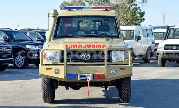 Nunua Mpya Toyota Land Cruiser Beige Gari ndani ya Adjumani nchini Kaskazini Nunua Mpya Toyota Land Cruiser Beige Gari ndani ya Adjumani nchini Kaskazini