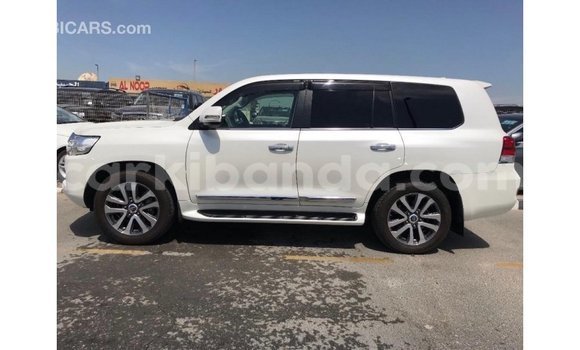 Buy Import Toyota Land Cruiser White Car in Import - Dubai in Uganda Buy Import Toyota Land Cruiser White Car in Import - Dubai in Uganda