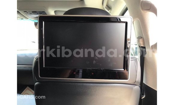 Buy Import Toyota Land Cruiser White Car in Import - Dubai in Uganda Buy Import Toyota Land Cruiser White Car in Import - Dubai in Uganda