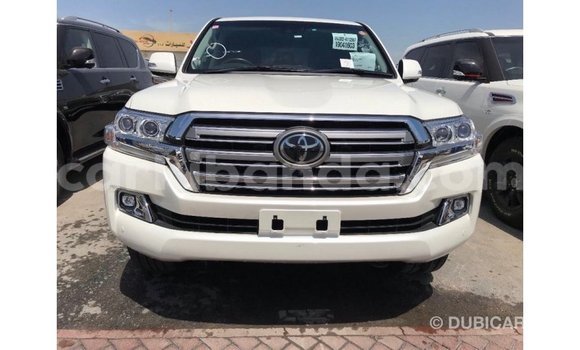 Buy Import Toyota Land Cruiser White Car in Import - Dubai in Uganda Buy Import Toyota Land Cruiser White Car in Import - Dubai in Uganda