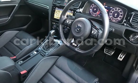Gura Yakoze Volkswagen Golf GTI Blue Imodoka i Kampala mu Uganda Gura Yakoze Volkswagen Golf GTI Blue Imodoka i Kampala mu Uganda