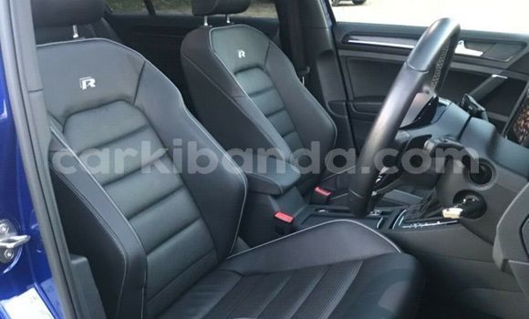 Gura Yakoze Volkswagen Golf GTI Blue Imodoka i Kampala mu Uganda Gura Yakoze Volkswagen Golf GTI Blue Imodoka i Kampala mu Uganda