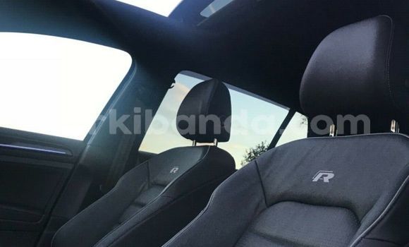 Gura Yakoze Volkswagen Golf GTI Blue Imodoka i Kampala mu Uganda Gura Yakoze Volkswagen Golf GTI Blue Imodoka i Kampala mu Uganda