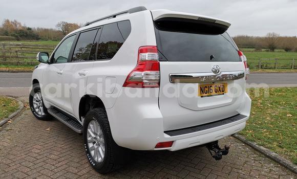Buy Used Toyota Land Cruiser White Car in Kampala in Uganda Buy Used Toyota Land Cruiser White Car in Kampala in Uganda