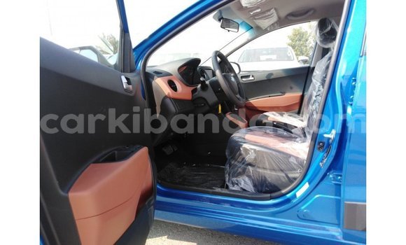 Gura Imported Hyundai i10 Blue Imodoka i Import - Dubai mu Uganda Gura Imported Hyundai i10 Blue Imodoka i Import - Dubai mu Uganda