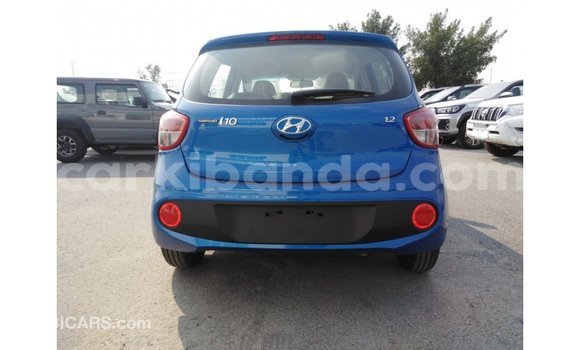 Gura Imported Hyundai i10 Blue Imodoka i Import - Dubai mu Uganda Gura Imported Hyundai i10 Blue Imodoka i Import - Dubai mu Uganda