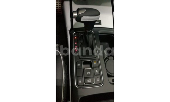 Gura Imported Kia Sorento Brown Imodoka i Import - Dubai mu Uganda Gura Imported Kia Sorento Brown Imodoka i Import - Dubai mu Uganda