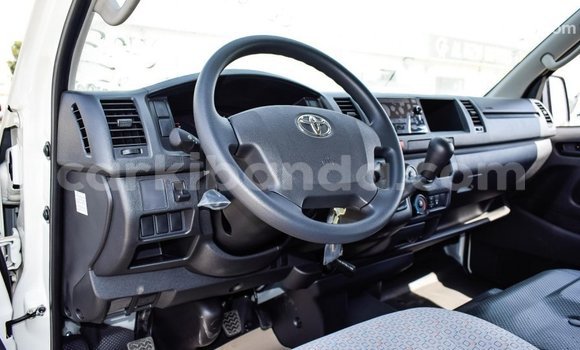 Buy Import Toyota Hiace White Car in Import - Dubai in Uganda Buy Import Toyota Hiace White Car in Import - Dubai in Uganda
