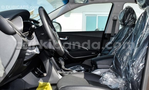 Gura Imported Hyundai Santa Fe Black Imodoka i Import - Dubai mu Uganda Gura Imported Hyundai Santa Fe Black Imodoka i Import - Dubai mu Uganda