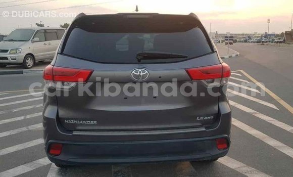 Buy Import Toyota Highlander Other Car in Import - Dubai in Uganda Buy Import Toyota Highlander Other Car in Import - Dubai in Uganda