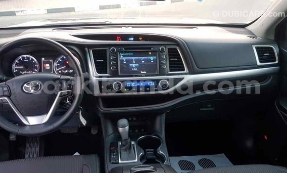 Buy Import Toyota Highlander Other Car in Import - Dubai in Uganda Buy Import Toyota Highlander Other Car in Import - Dubai in Uganda