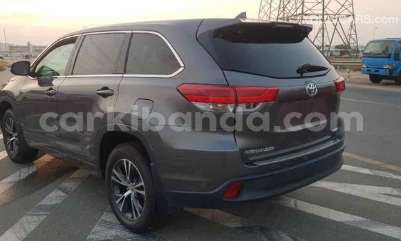 Buy Import Toyota Highlander Other Car in Import - Dubai in Uganda Buy Import Toyota Highlander Other Car in Import - Dubai in Uganda