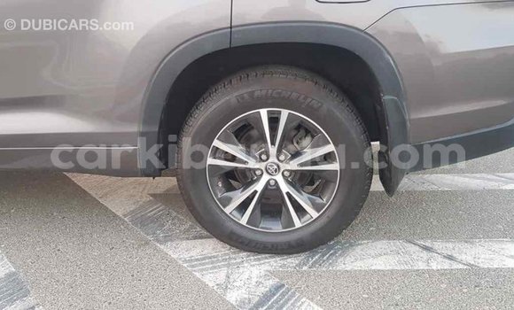 Buy Import Toyota Highlander Other Car in Import - Dubai in Uganda Buy Import Toyota Highlander Other Car in Import - Dubai in Uganda