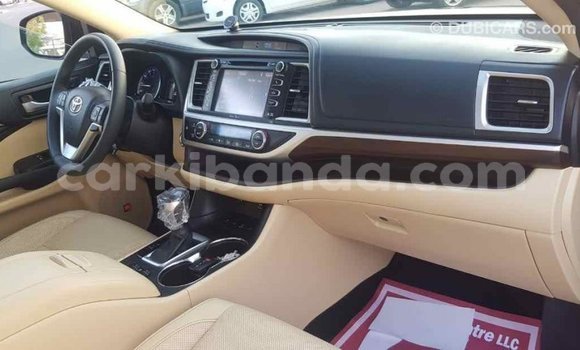 Buy Import Toyota Highlander Blue Car in Import - Dubai in Uganda Buy Import Toyota Highlander Blue Car in Import - Dubai in Uganda