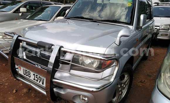 Buy Used Mitsubishi Pajero Silver Car in Kampala in Uganda Buy Used Mitsubishi Pajero Silver Car in Kampala in Uganda