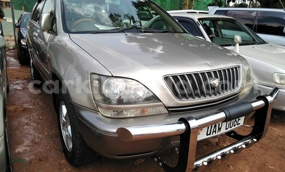 Buy Used Toyota Harrier Brown Car in Kampala in Uganda Buy Used Toyota Harrier Brown Car in Kampala in Uganda