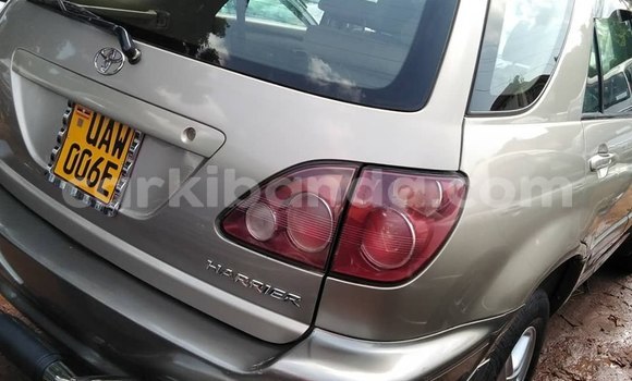 Buy Used Toyota Harrier Brown Car in Kampala in Uganda Buy Used Toyota Harrier Brown Car in Kampala in Uganda