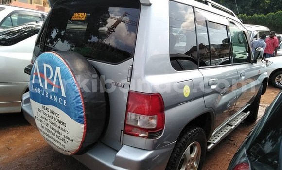 Buy Used Mitsubishi Pajero Silver Car in Kampala in Uganda Buy Used Mitsubishi Pajero Silver Car in Kampala in Uganda