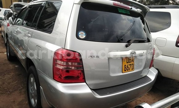 Buy Used Toyota Kluger Silver Car in Kampala in Uganda Buy Used Toyota Kluger Silver Car in Kampala in Uganda