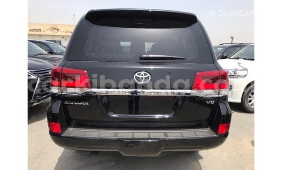 Gura Imported Toyota Land Cruiser Black Imodoka i Import - Dubai mu Uganda Gura Imported Toyota Land Cruiser Black Imodoka i Import - Dubai mu Uganda