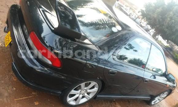 Acheter Occasion Voiture Toyota Surf à Arua, Ouganda Acheter Occasion Voiture Toyota Surf à Arua, Ouganda