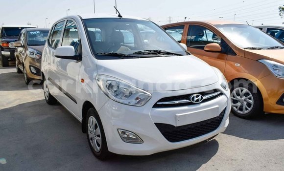 Buy Import Hyundai i10 White Car in Import - Dubai in Uganda Buy Import Hyundai i10 White Car in Import - Dubai in Uganda