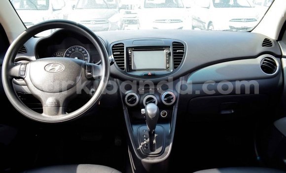 Gura Imported Hyundai i10 Red Imodoka i Import - Dubai mu Uganda Gura Imported Hyundai i10 Red Imodoka i Import - Dubai mu Uganda