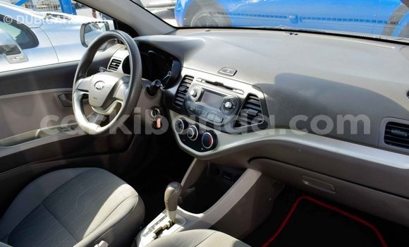 Nunua Imported Kia Picanto Nyeupe Gari ndani ya Import - Dubai nchini Uganda Nunua Imported Kia Picanto Nyeupe Gari ndani ya Import - Dubai nchini Uganda