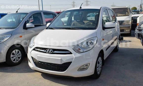 Nunua Imported Hyundai i10 Nyeupe Gari ndani ya Import - Dubai nchini Uganda Nunua Imported Hyundai i10 Nyeupe Gari ndani ya Import - Dubai nchini Uganda