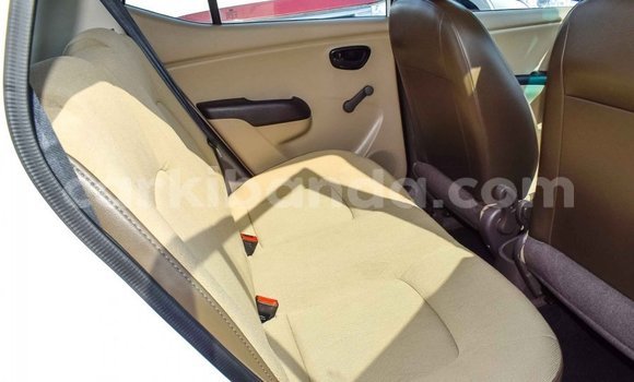 Nunua Imported Hyundai i10 Nyeupe Gari ndani ya Import - Dubai nchini Uganda Nunua Imported Hyundai i10 Nyeupe Gari ndani ya Import - Dubai nchini Uganda