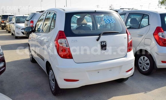 Nunua Imported Hyundai i10 Nyeupe Gari ndani ya Import - Dubai nchini Uganda Nunua Imported Hyundai i10 Nyeupe Gari ndani ya Import - Dubai nchini Uganda