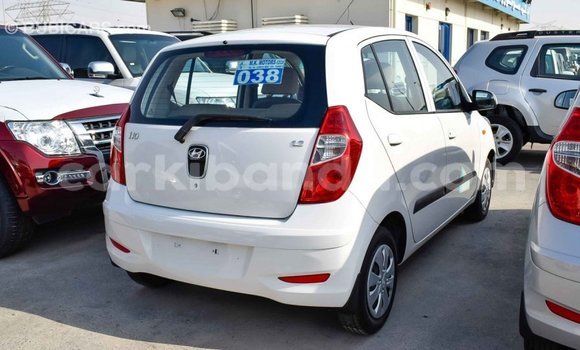 Nunua Imported Hyundai i10 Nyeupe Gari ndani ya Import - Dubai nchini Uganda Nunua Imported Hyundai i10 Nyeupe Gari ndani ya Import - Dubai nchini Uganda