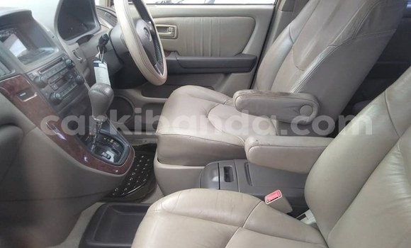Buy Used Toyota Harrier White Car in Kampala in Uganda Buy Used Toyota Harrier White Car in Kampala in Uganda