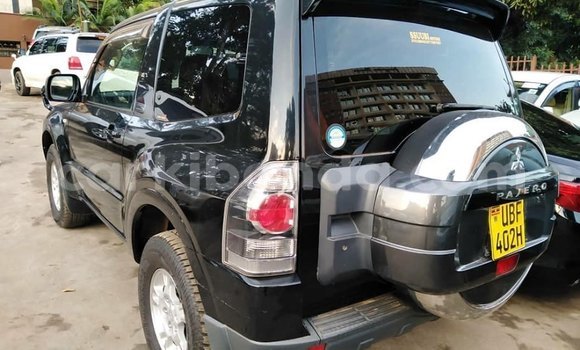 Buy Used Mitsubishi Pajero Black Car in Kampala in Uganda Buy Used Mitsubishi Pajero Black Car in Kampala in Uganda