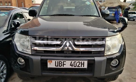 Buy Used Mitsubishi Pajero Black Car in Kampala in Uganda Buy Used Mitsubishi Pajero Black Car in Kampala in Uganda