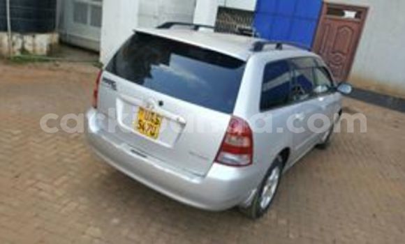Gura Yakoze Toyota Fielder Silver Imodoka i Kampala mu Uganda Gura Yakoze Toyota Fielder Silver Imodoka i Kampala mu Uganda
