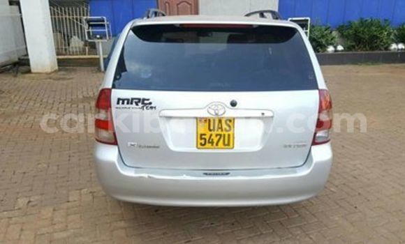 Gura Yakoze Toyota Fielder Silver Imodoka i Kampala mu Uganda Gura Yakoze Toyota Fielder Silver Imodoka i Kampala mu Uganda